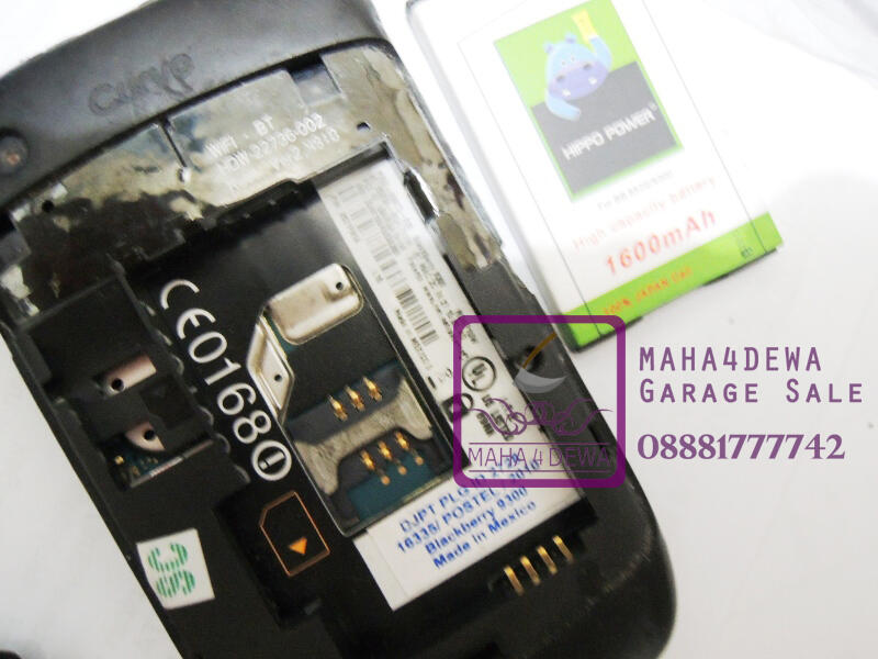 Garage Sale ! Blackberry Curve 3G 9300 Murah Apa Adanya dan Santai
