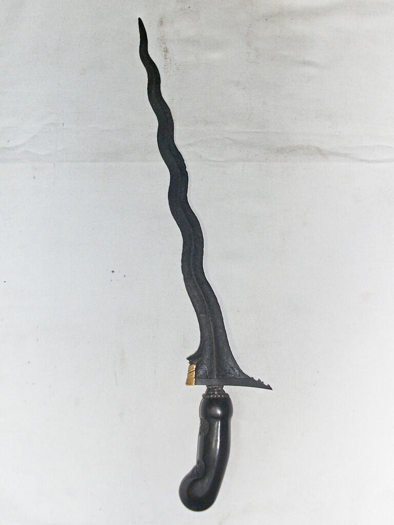KERIS SEPUH CARITO GENENGAN MAJAPAHIT