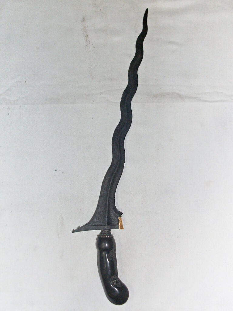 KERIS SEPUH CARITO GENENGAN MAJAPAHIT