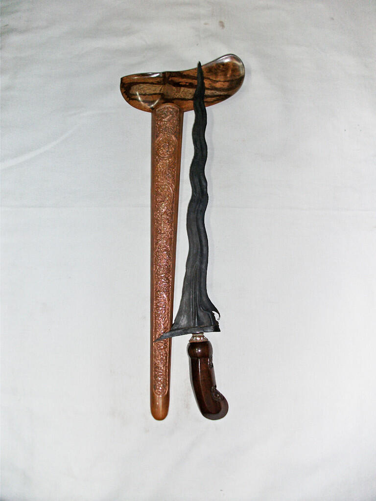 KERIS SEPUH CARITO KEPRABON SEDAYU