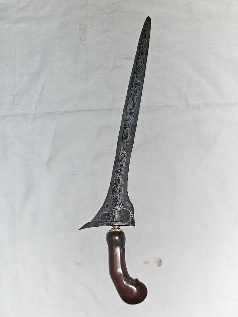 KERIS SEPUH JALAK RUWOH BLAMBANGAN