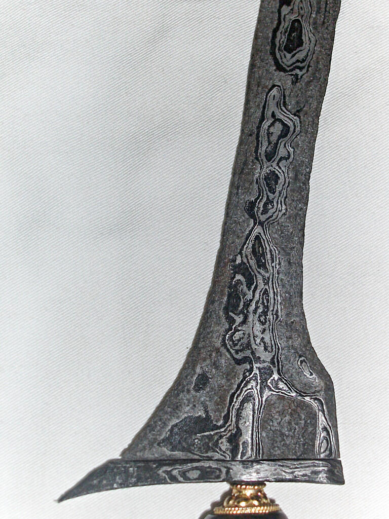 KERIS SEPUH JALAK RUWOH BLAMBANGAN