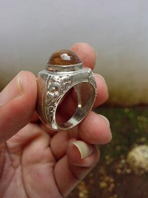 Dijual Batu Sendana Emas (Kecubung Rambut Emas) + Ring Perak Cor