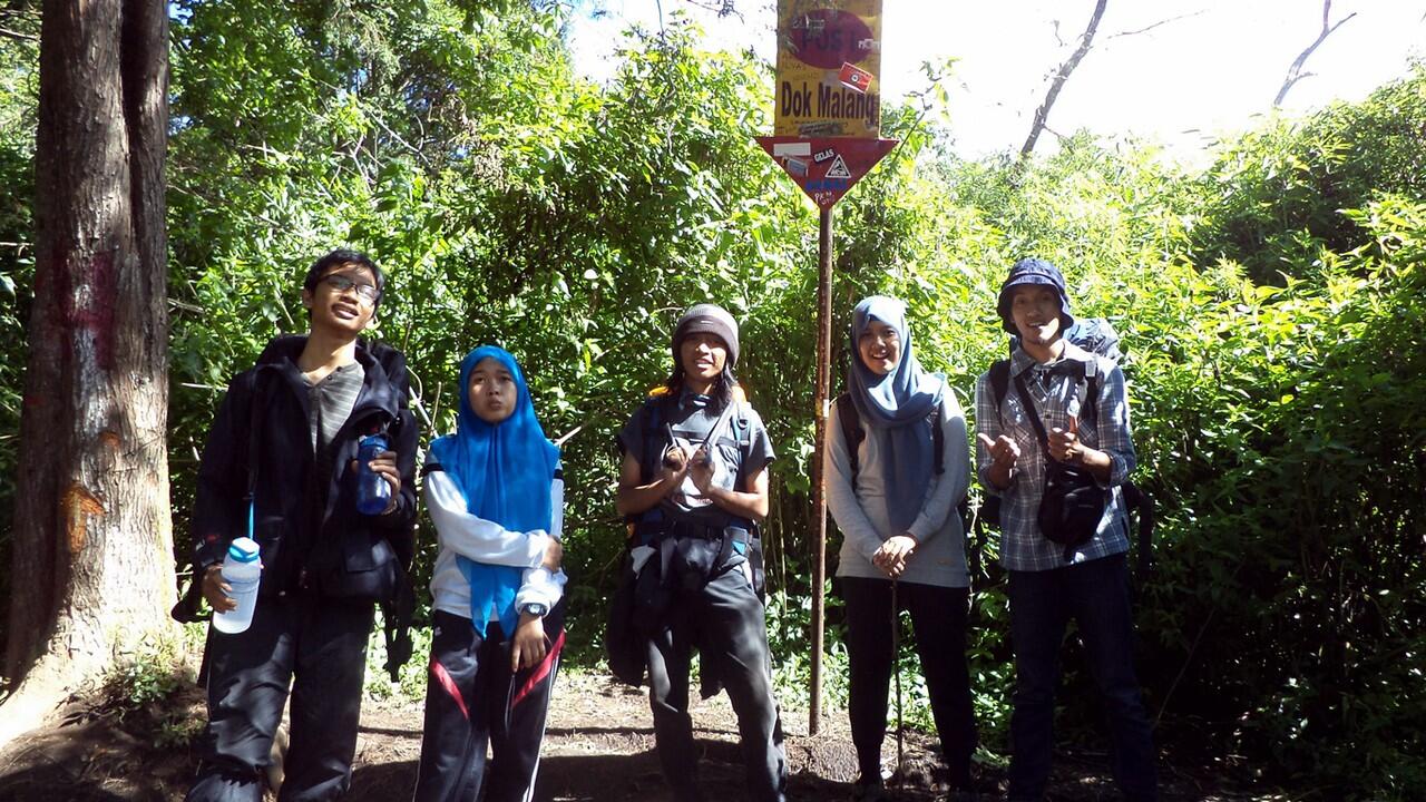 Merbabu 3145mdpl via Selo (02-04 Mei 2014)