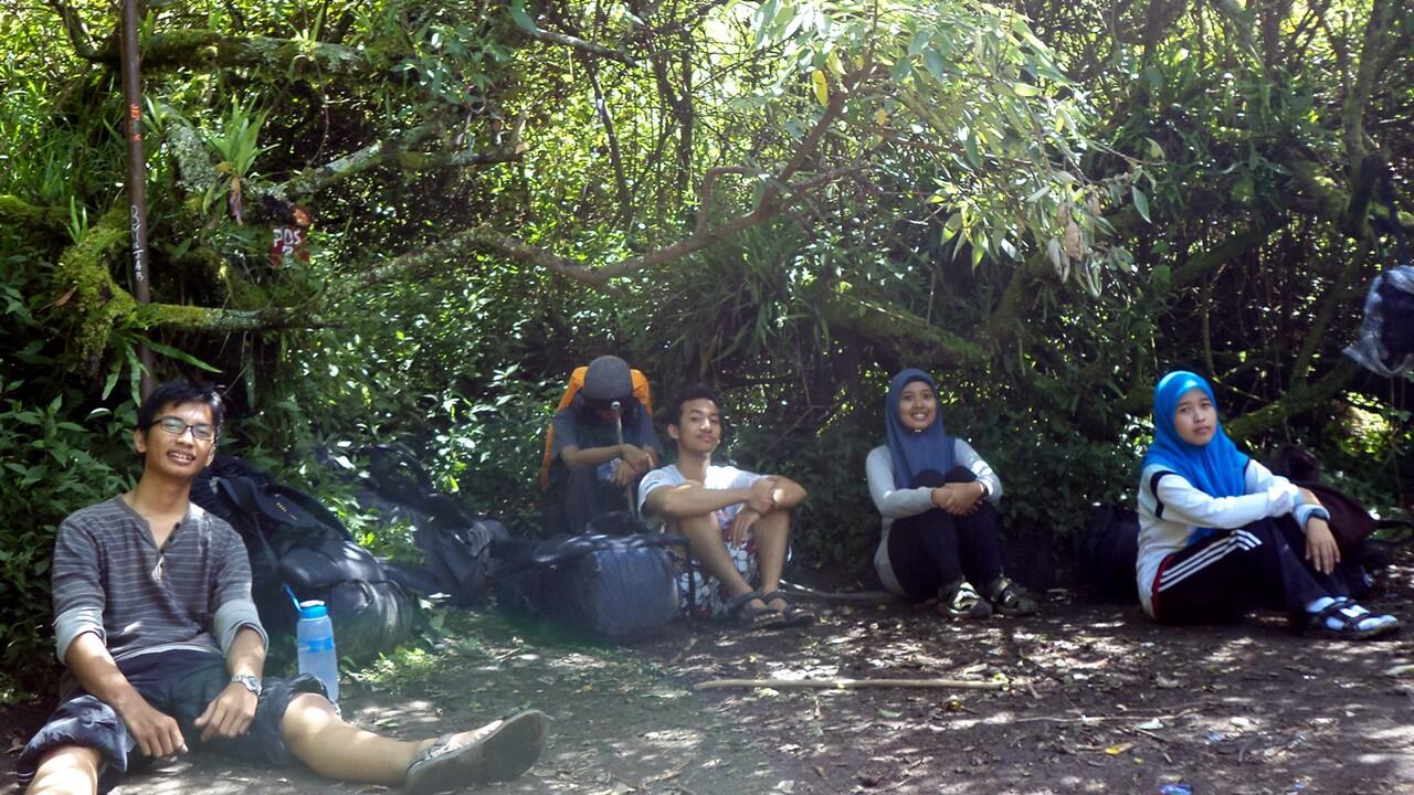 Merbabu 3145mdpl via Selo (02-04 Mei 2014)