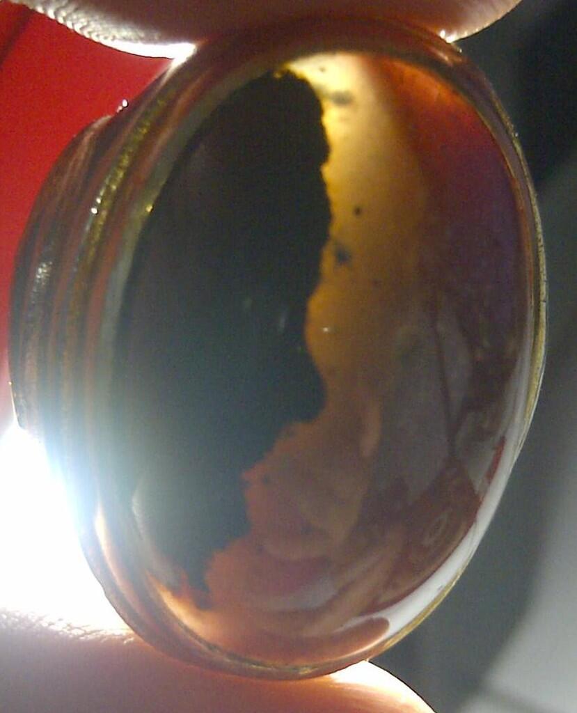 BATU GARUT PW GAMBAR SIWAJAH HITAM DARI SAMPING