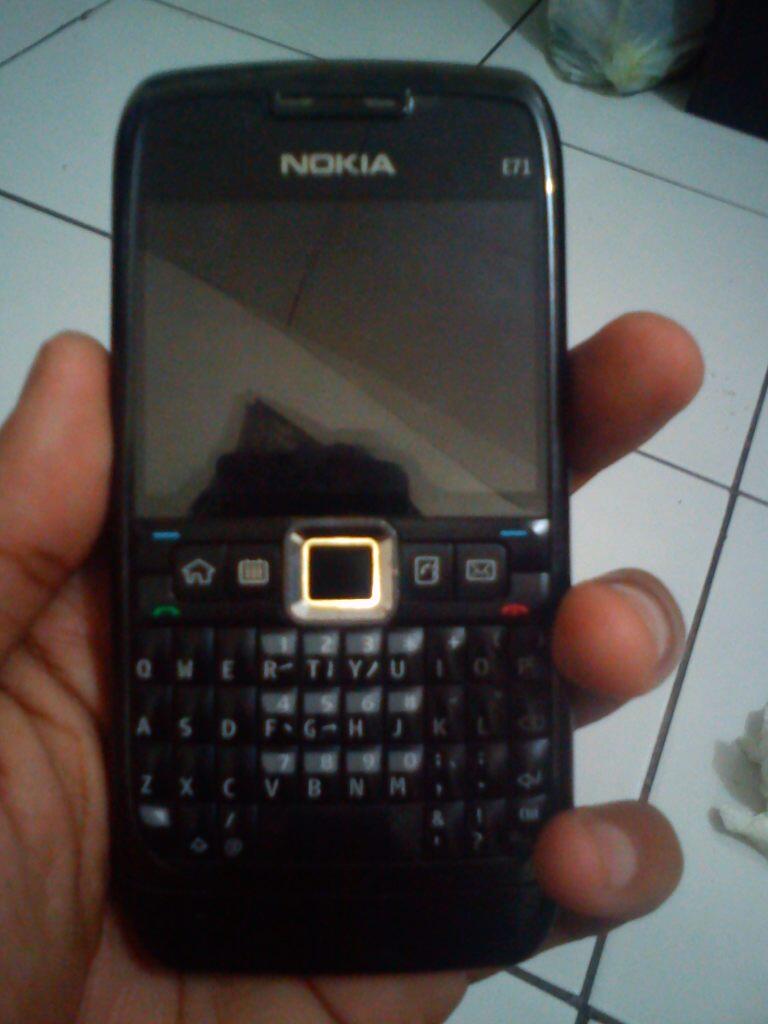 NOKIA E71 BLACK BATANGAN BANDUNG MURAH