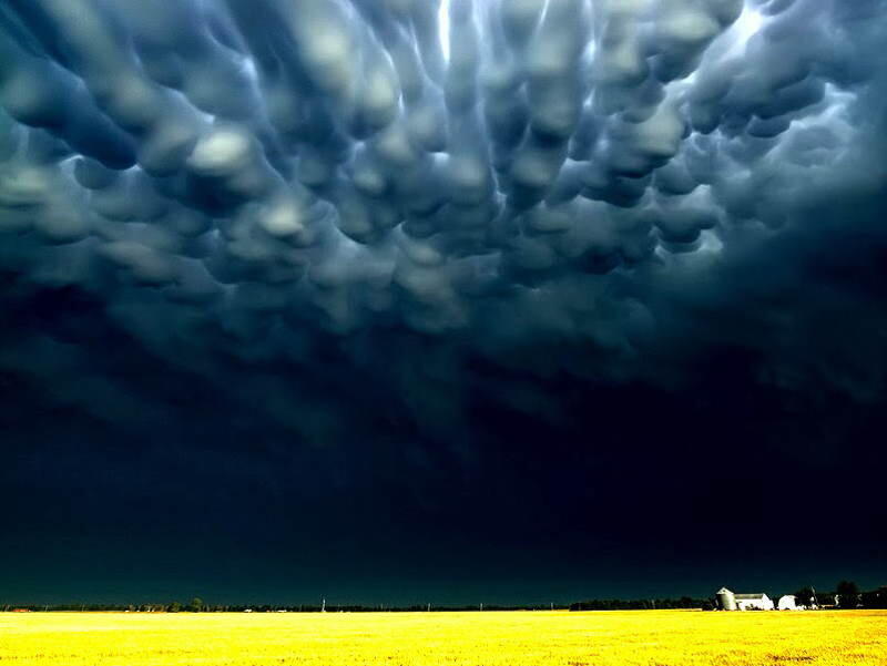 (FOTO) fotografer pencari gledek,keren gan 