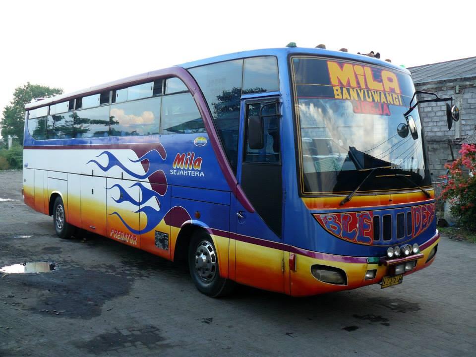 Bledex Malam bus Tercepat Legenda Jawa Timur 