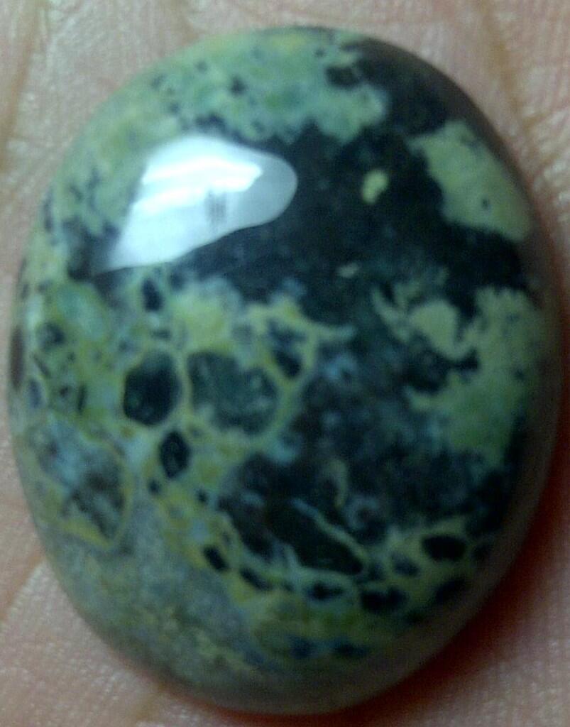 BATU BACAN PIDO MOTIF GAMBAR