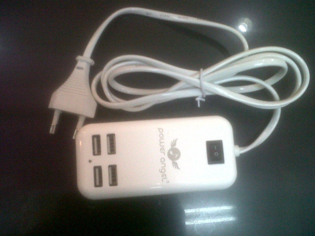 Charger MULTIPORT dengan 4 port USB suport 1.A dan 2.A