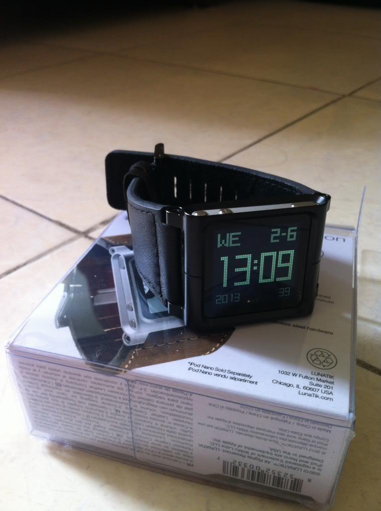 DIJUAL TALI JAM IPOD NANO 6TH GENERATION ORIGINAL!! LUNATIK CHICAGO BLACK
