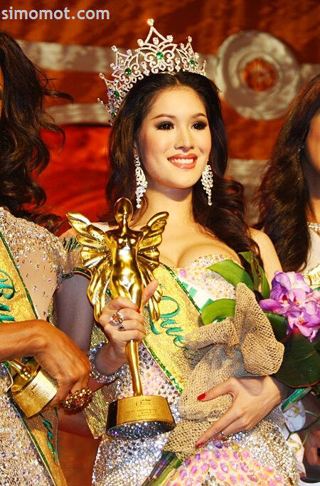 10 wanita cantik dan seksi ini ternyata dulunya seorang pria &#91;BB++&#93;