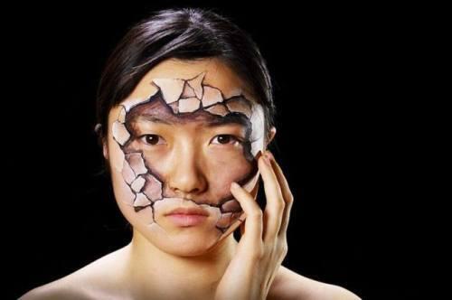 THE POWER OF MAKE UP ! check this gan