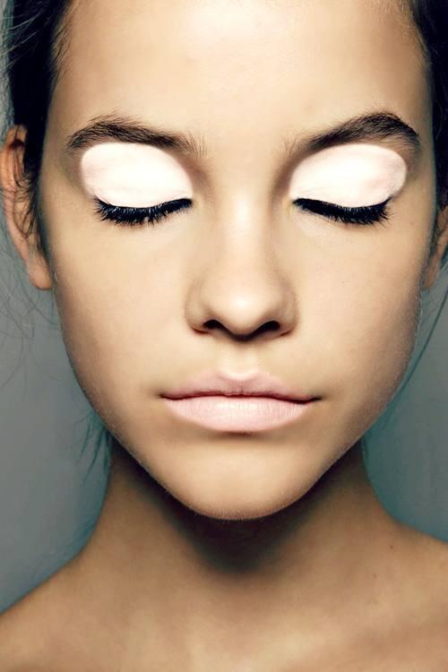 THE POWER OF MAKE UP ! check this gan