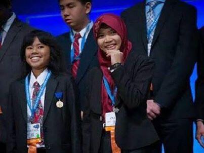 Temukan Kulkas Tanpa Listrik, 2 Siswi SMA Ini Raih Award di AS
