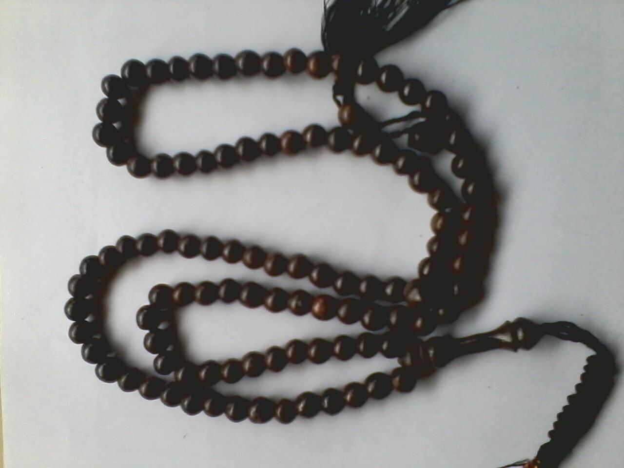 @@Tasbeh asli dari kayu..... dijamin murah... klik disini gan
