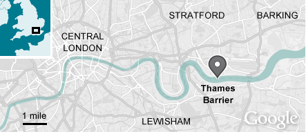 Melihat Sistem Penghalang Banjir Sungai Thames London