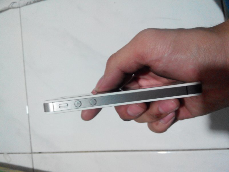 iPhone 4s 16Gb fu batangan like new TT/ Barter