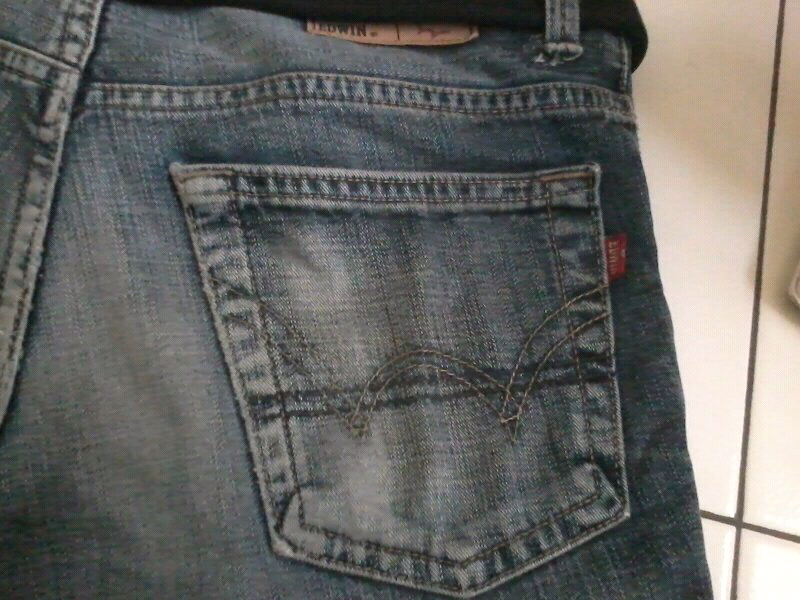 Mengenal Pola Kantong atau Arcuate pada Jeans KASKUS