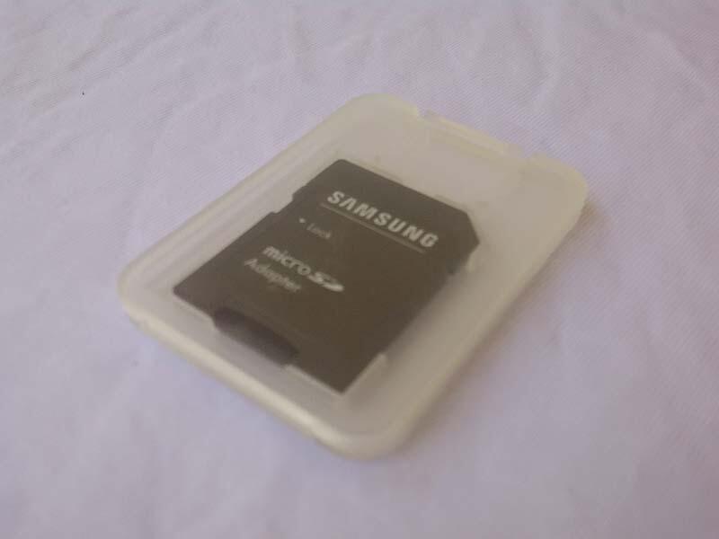 Gadget Accesories - Aksesori: Micro SD Adapter, Silicone, Tas Kamera, Hippo - Malang