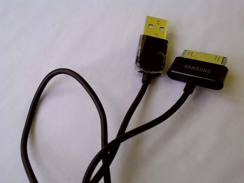 Gadget Accesories - Aksesori: Micro SD Adapter, Silicone, Tas Kamera, Hippo - Malang