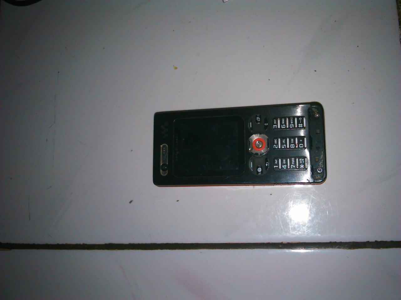 HANDPHONE BORONGAN MATOT