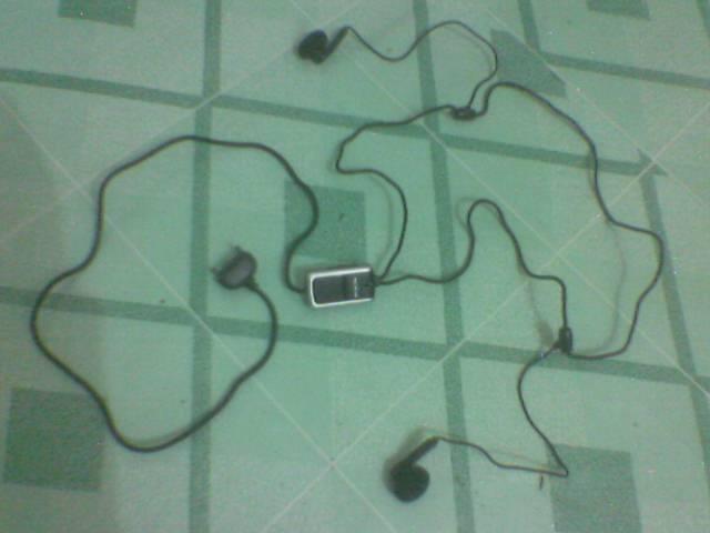 dijual headset nokia n73/n77/n70 dan sejenisnya..