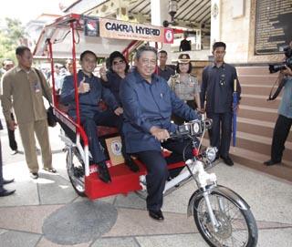 Abang Becak yang Super Sekali