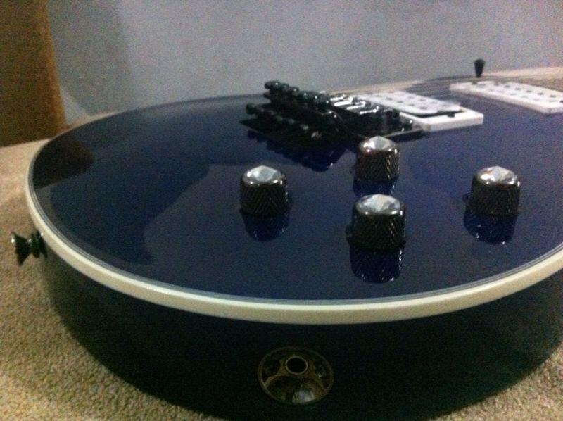 Cari timSALUNG >>> gitar elektrik Samick JTR LN30 FR MB 