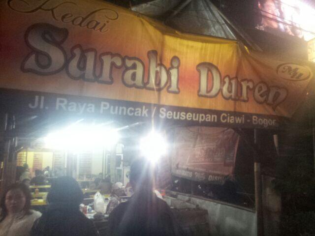 Surabi Duren Mang Uban-Seseupan, Ciawi-Bogor.