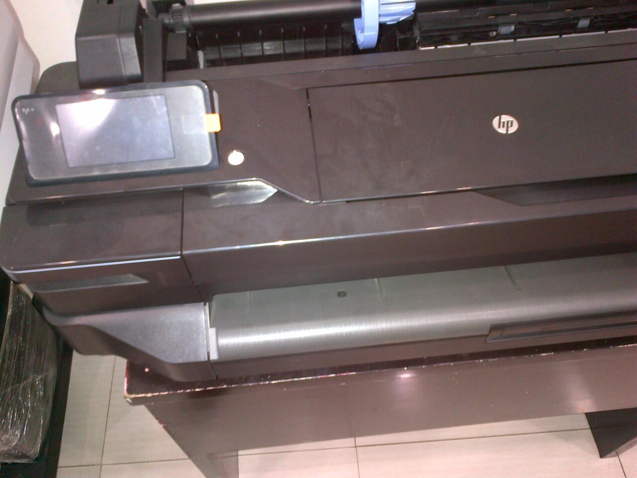 Plotter hp designjet T120 24 INCH
