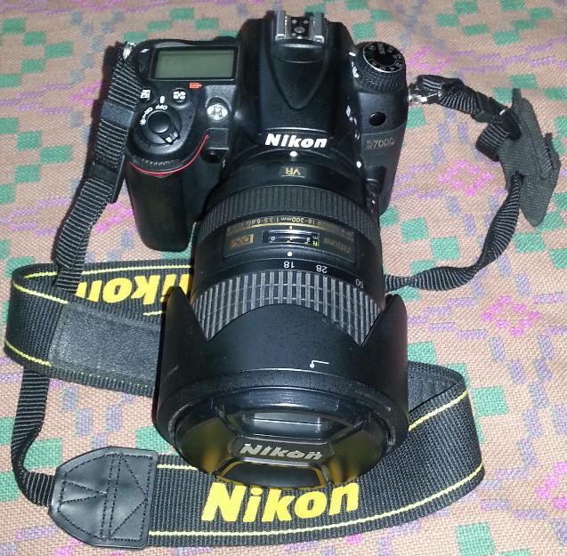 Nikon D7000 18-300 Mm