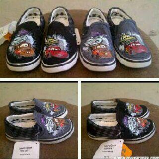 CROCS ORIGINAL FOR MEN, LENGKAP,BERKWALITAS.DIJAMIN 100%
