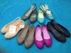 CROCS ORIGINAL FOR MEN, LENGKAP,BERKWALITAS.DIJAMIN 100%