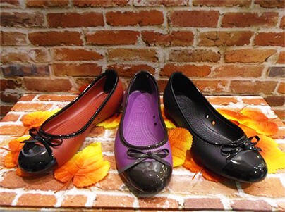 CROCS ORIGINAL FOR MEN, LENGKAP,BERKWALITAS.DIJAMIN 100%