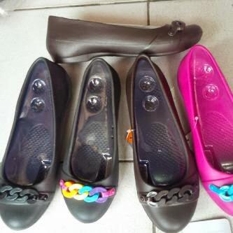 CROCS ORIGINAL FOR MEN, LENGKAP,BERKWALITAS.DIJAMIN 100%