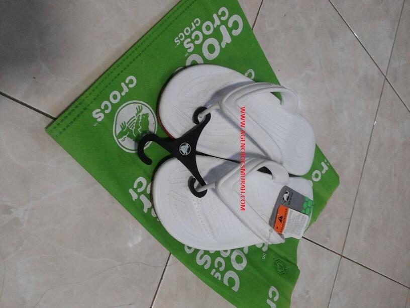 CROCS ORIGINAL FOR MEN, LENGKAP,BERKWALITAS.DIJAMIN 100%