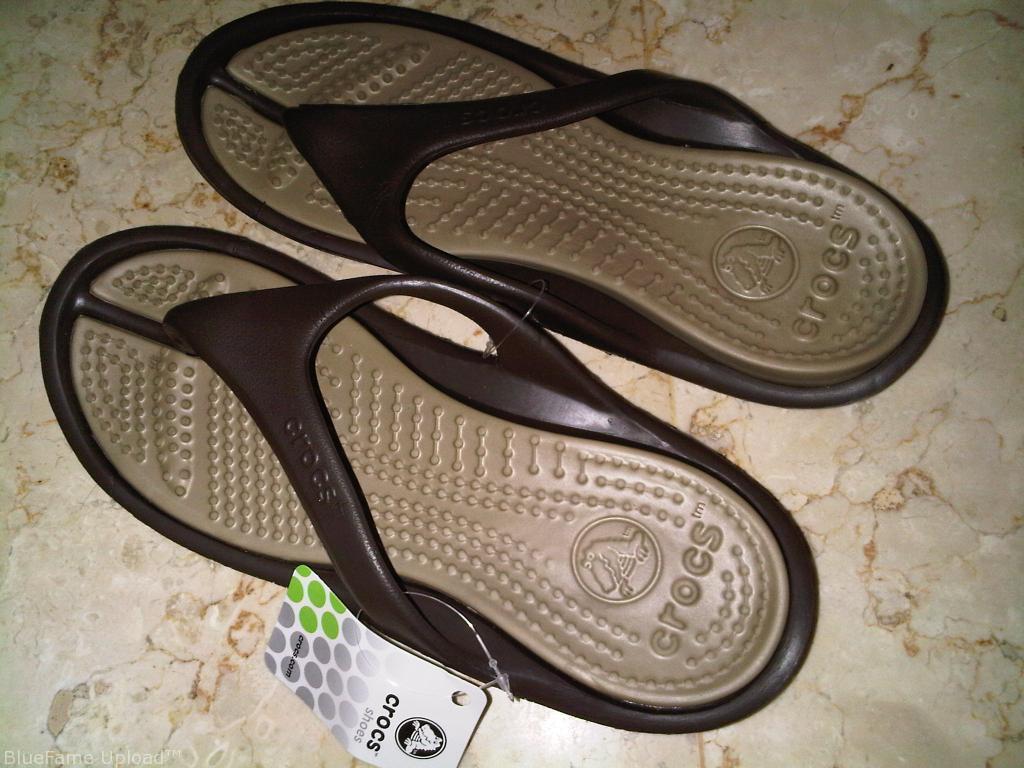 CROCS ORIGINAL FOR MEN, LENGKAP,BERKWALITAS.DIJAMIN 100%