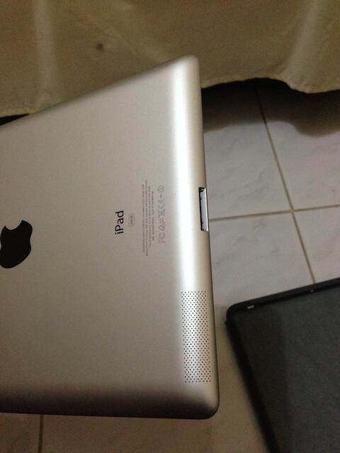 Dijual Ipad 3 Putih 64gb wifi+4g