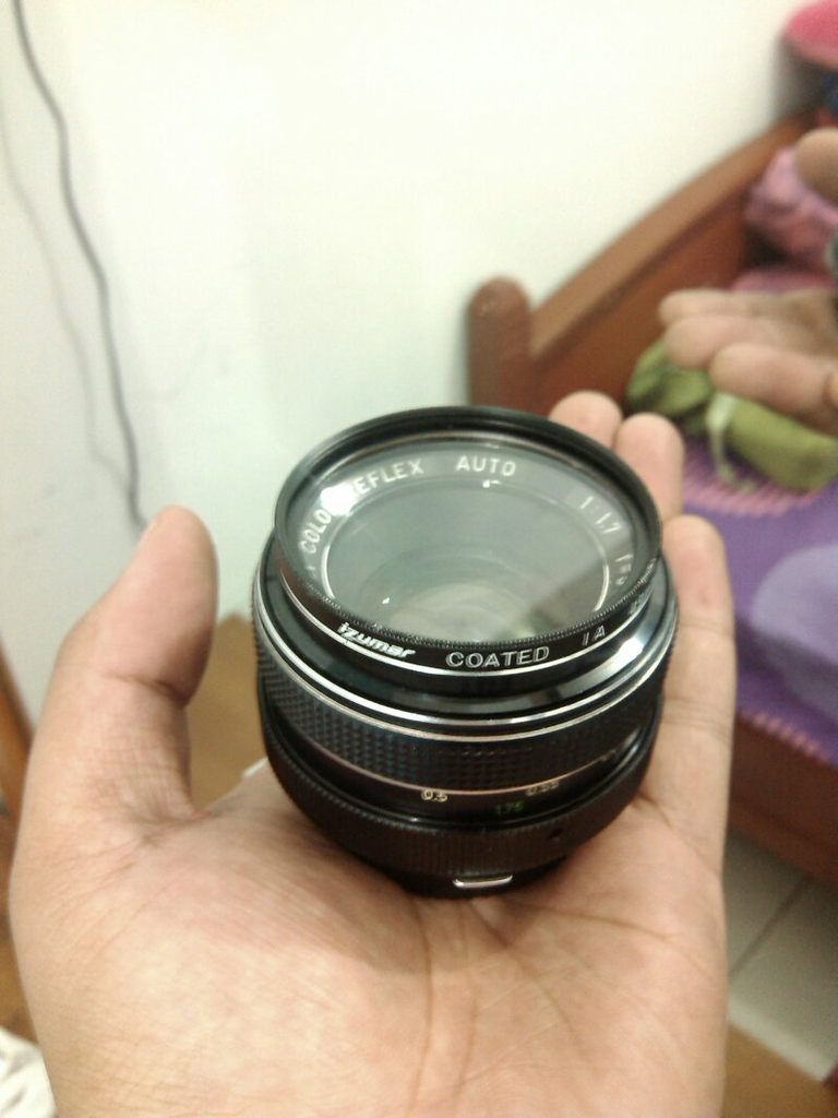 lensa manual porst color reflek 50mm/f1.7