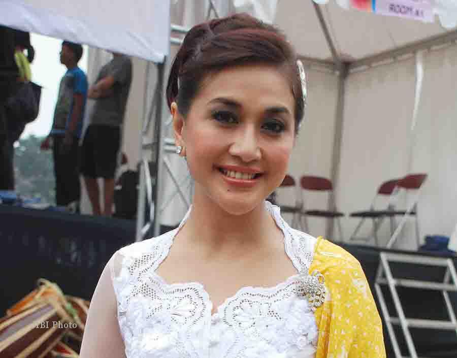 apa makna kata "INDONESIA" menurut agan ??.... menurut SUKARNO sih simple gan....