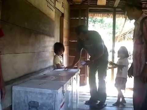 Video pemilu GILA di mentawai .....(politik emang udah gila gan)