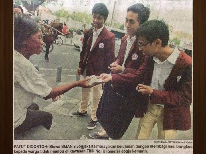 &#91;SALUT&#93; Perayaan Kelulusan Yang Anti-Mainstream!