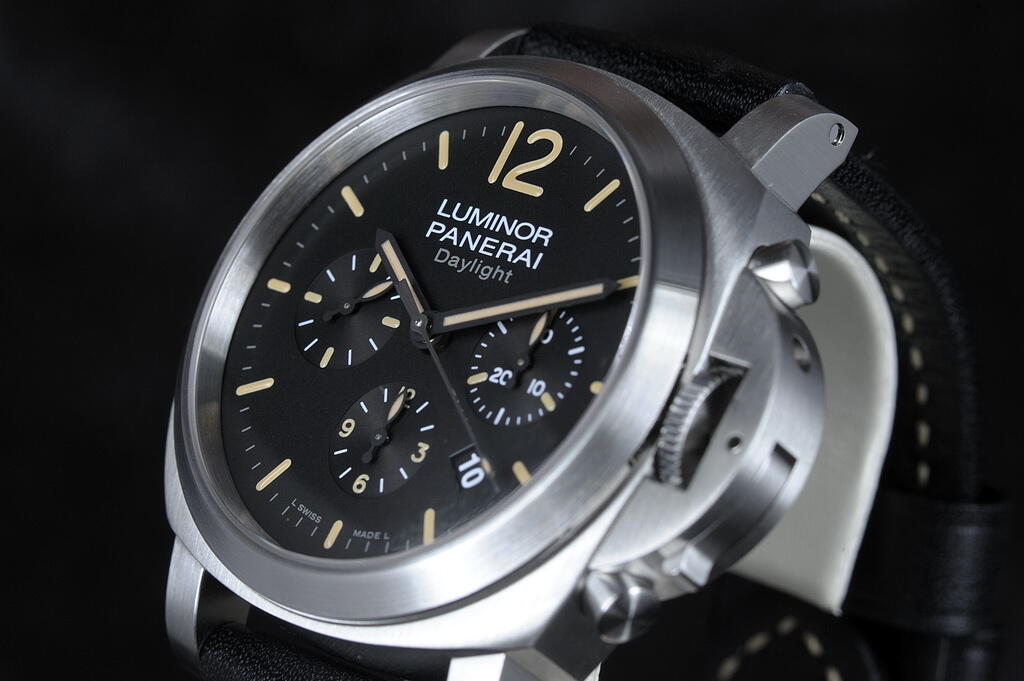 Terjual JUAL JAM TANGAN ORIGINAL PANERAI LUMINOR PAM 356 