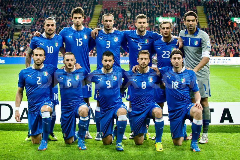 Skuad Italia Di Brazil 2014 Ada Pemain Homo Di Dalamnya, Ntar Ruang Ganti Tusbol Deh