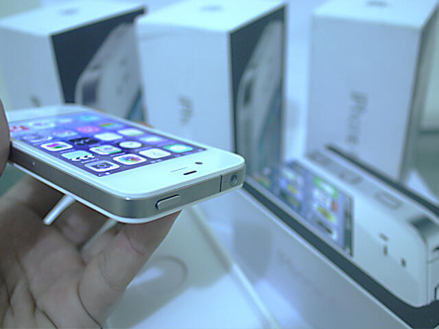 Iphone 4 GSM 16gb Promo Minggu ini