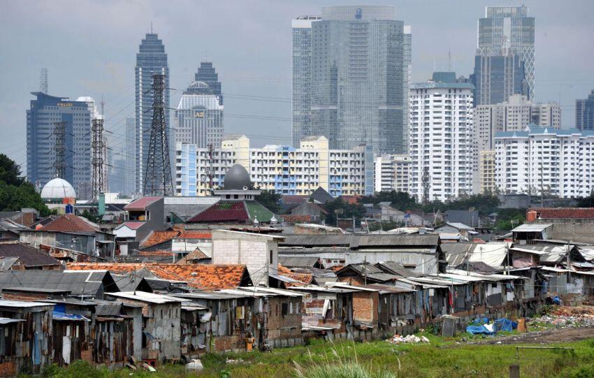 Ketika Si Kaya Dan Si Miskin Berjarak Layaknya Langit Dan Bumi