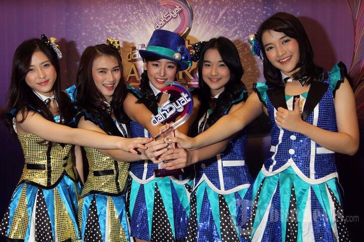 pandangan salah kaprah kebanyakan orang tentang JKT48 dan dunia peridolan