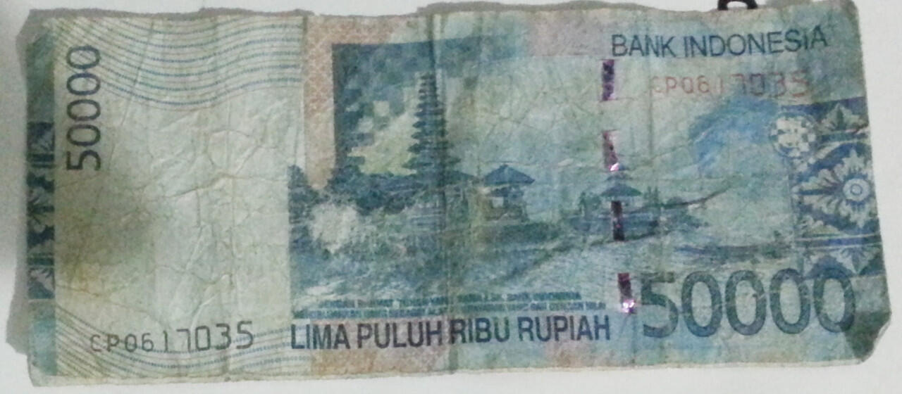 WASPADA Uang Palsu di SPBU Bu*og Jatiwarna Pondok Gede Bekasi